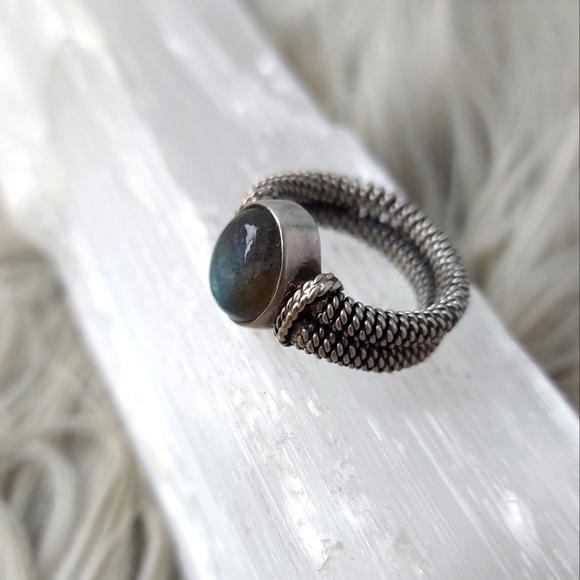 Labradorite Oxidized Rope Ring, High Quality 925 Silver - Picture 4 of 9